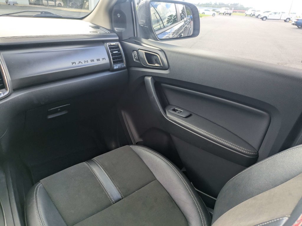 Used 2022 Ford Ranger Lariat w/ Tremor Off-Road Package AWD/4WD image 17
