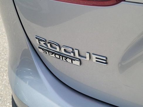 Certified 2020 Nissan Rogue Sport S FWD image 10