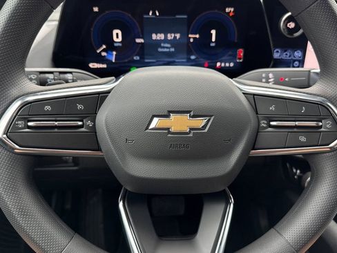 New 2026 Chevrolet Equinox EV LT w/ LPO, Blackout Package image 23