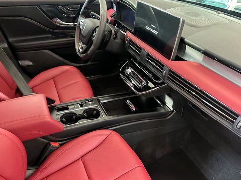 New 2026 Lincoln Corsair Grand Touring image 17