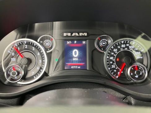 Used 2021 RAM 1500 Big Horn image 24