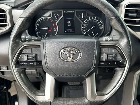 Used 2022 Toyota Tundra SR5 RWD image 12