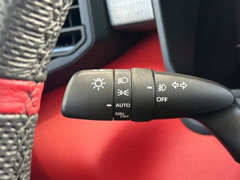 Used 2025 Toyota Sequoia TRD Pro AWD/4WD image 33