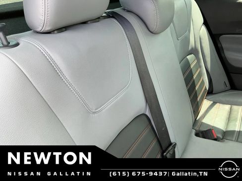 Used 2024 Nissan Kicks SR w/ SR Premium Package FWD image 9