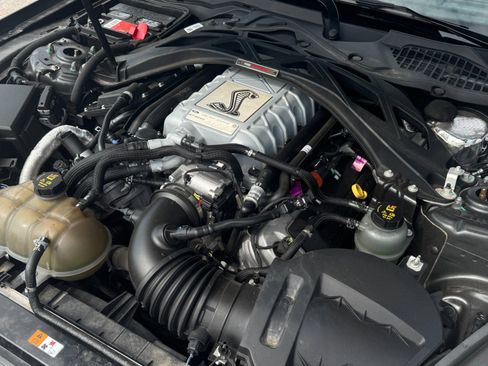 Used 2020 Ford Mustang Shelby GT500 w/ Technology Package image 61