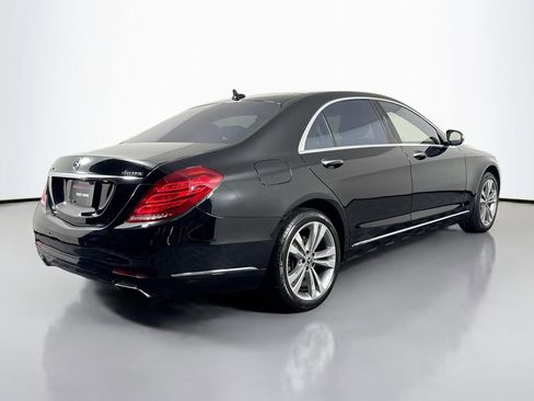 Used 2017 Mercedes-Benz S 550 4MATIC Sedan image 5