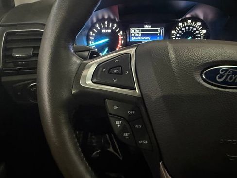 Used 2015 Ford Fusion SE w/ Equipment Group 201A FWD image 14