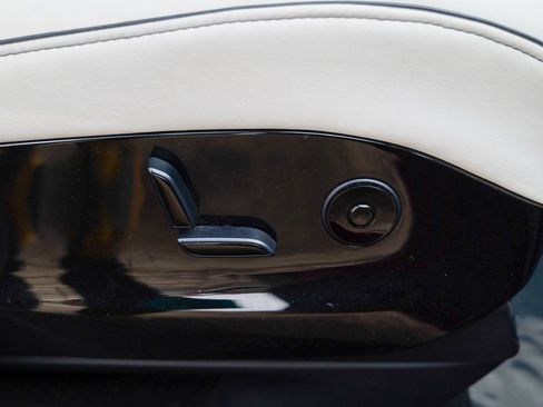 Used 2016 Tesla Model X 90D image 40