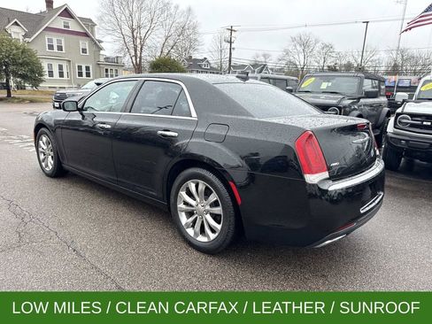 Used 2016 Chrysler 300 C image 3