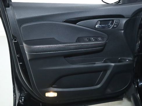 Used 2019 Honda Ridgeline Black Edition image 21
