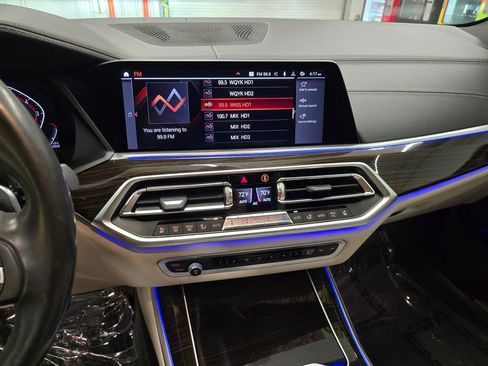 Used 2019 BMW X5 xDrive40i w/ Luxury Seating Package image 22