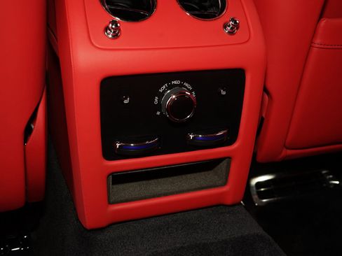 Used 2025 Rolls-Royce Ghost AWD/4WD image 25