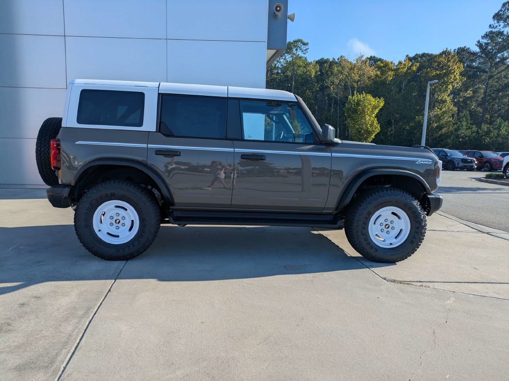 New 2026 Ford Bronco Heritage Edition AWD/4WD image 3