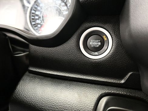 Used 2022 RAM 1500 Big Horn image 25