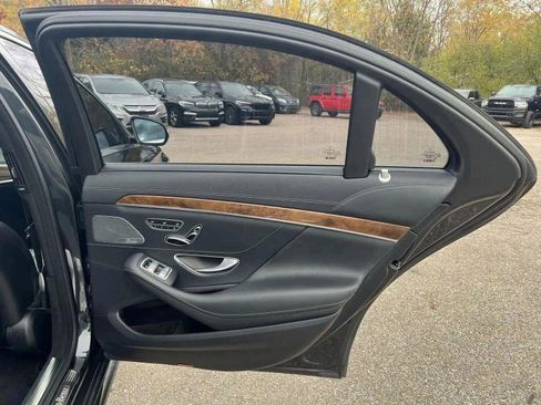 Used 2015 Mercedes-Benz S 550 S 550 image 32