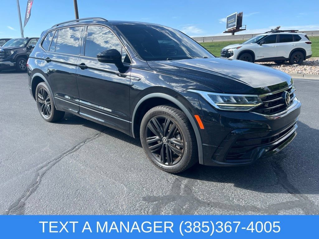 Used 2022 Volkswagen Tiguan SE R-Line AWD/4WD image 1