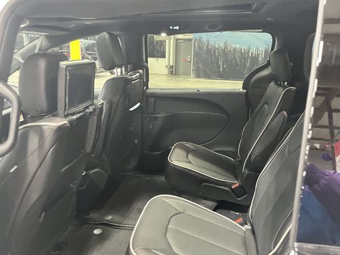 New 2026 Chrysler Pacifica Limited w/ Uconnect Theater Family Group AWD/4WD image 13