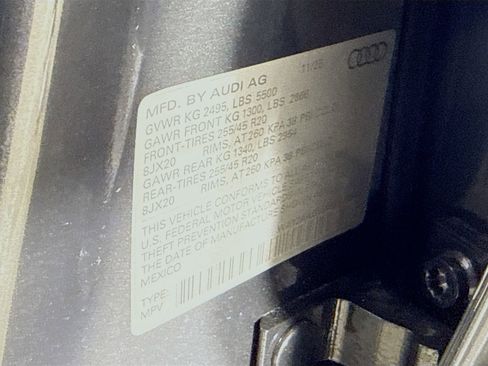 New 2025 Audi Q5 Premium Plus image 32