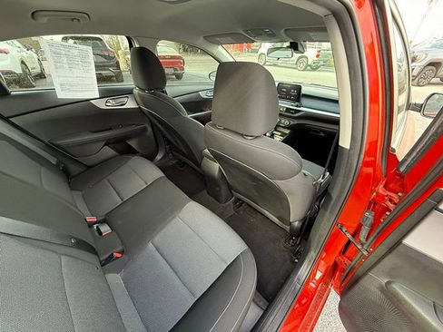 Used 2022 Kia Forte LXS image 14