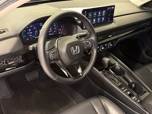 Used 2024 Honda Accord EX-L image 18