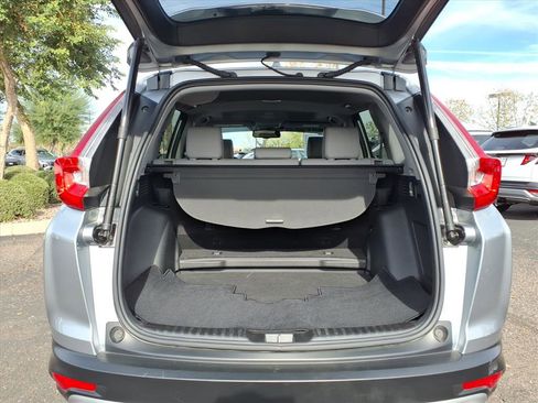 Used 2019 Honda CR-V Touring image 10
