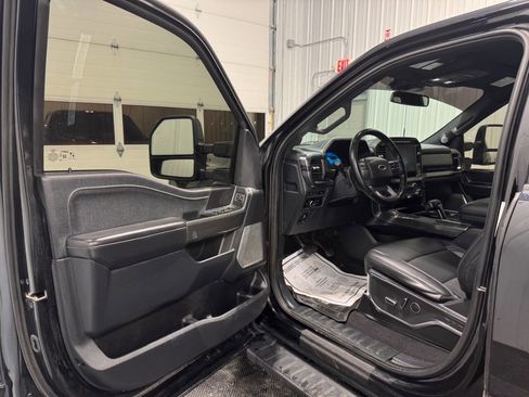 Used 2023 Ford F150 Lariat w/ Equipment Group 502A High image 7