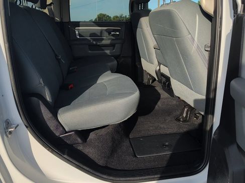 Used 2017 RAM 2500 SLT AWD/4WD image 33