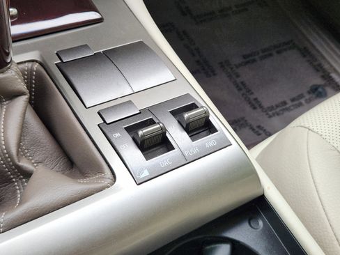 Used 2018 Lexus GX 460 Premium image 13