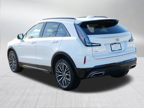 Certified 2025 Cadillac XT4 Sport image 5