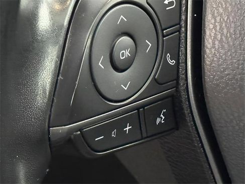 Used 2023 Toyota Camry SE image 15