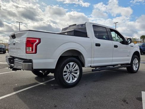 Used 2017 Ford F150 XLT image 13