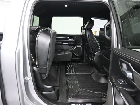 Used 2022 RAM 1500 Laramie AWD/4WD image 43