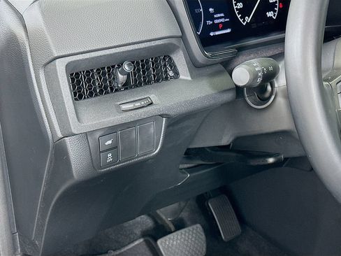 Used 2025 Honda CR-V Sport-L image 10