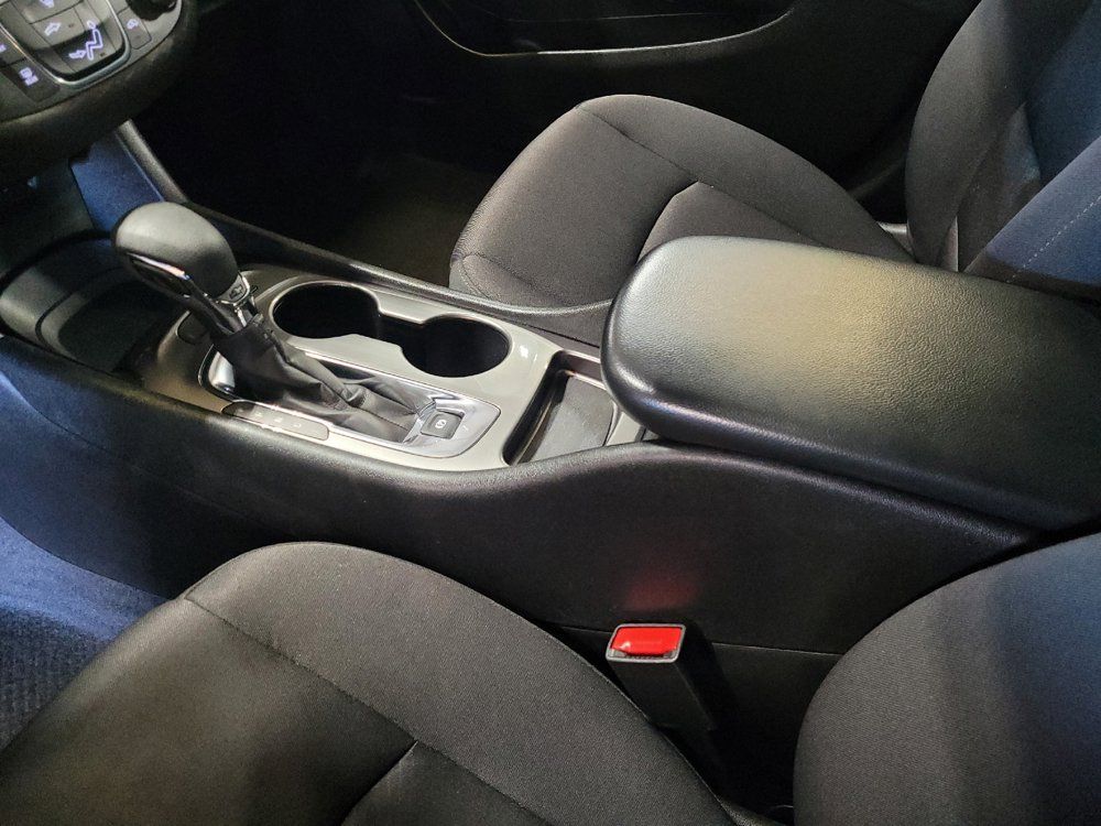 Used 2023 Chevrolet Malibu LS FWD image 26