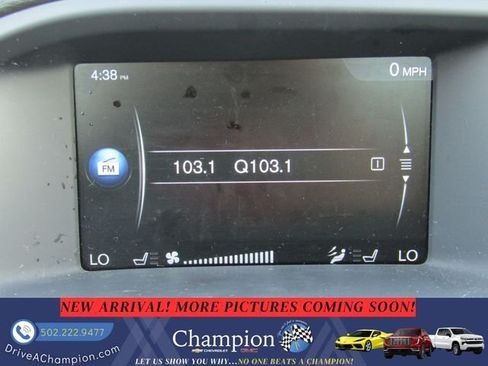 Used 2015 Volvo V60 T5 Premier FWD image 12