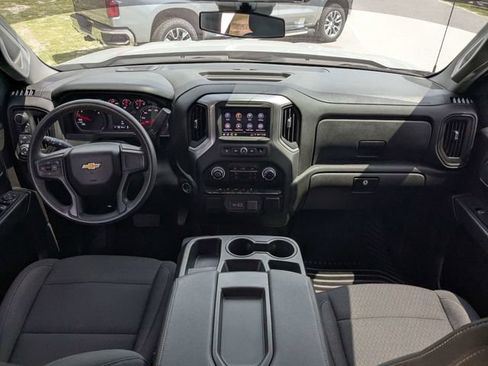 Used 2024 Chevrolet Silverado 1500 Custom w/ Turbomax Blackout Package AWD/4WD image 13