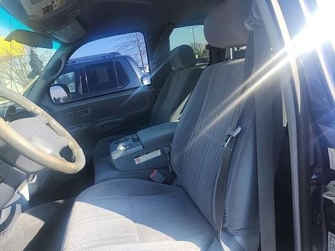 Used 2000 Toyota Tundra SR5 image 2