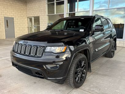 Used 2019 Jeep Grand Cherokee Altitude