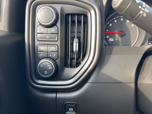 Used 2025 Chevrolet Silverado 2500 W/T w/ WT Convenience Package image 20