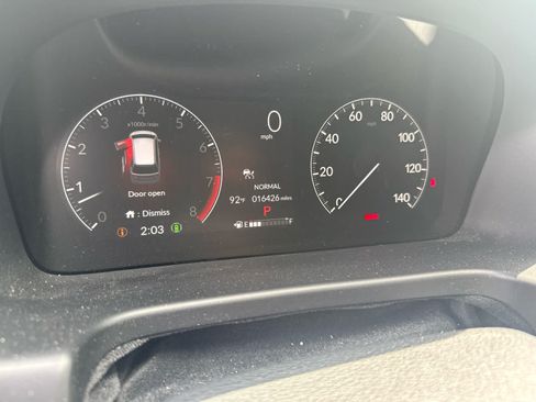 Used 2025 Honda Odyssey Elite image 10
