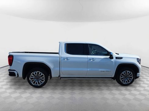 Used 2023 GMC Sierra 1500 Denali Ultimate image 5