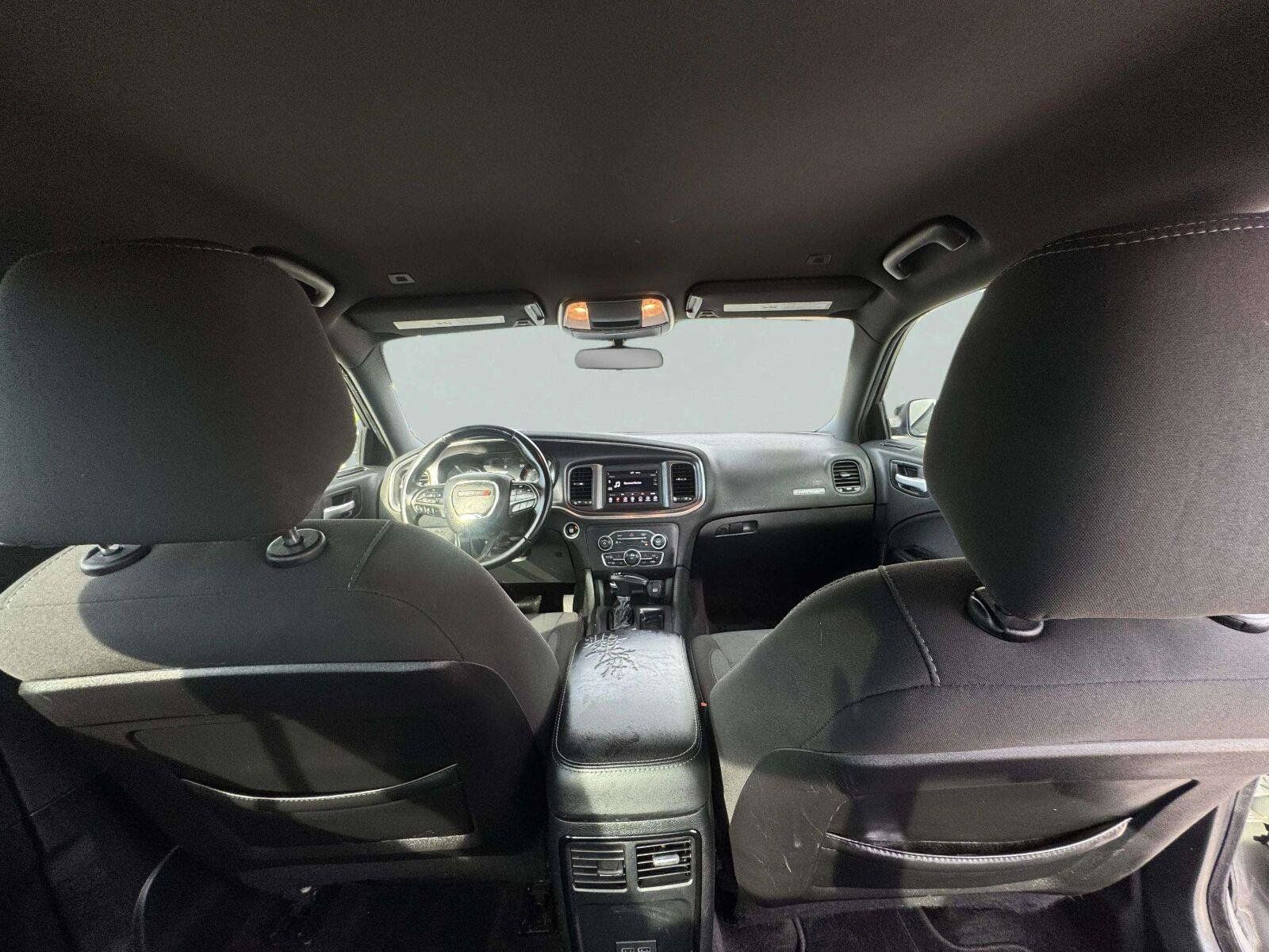Used 2018 Dodge Charger SXT w/ Blacktop Package RWD image 36