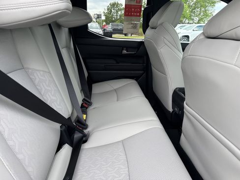 New 2025 Toyota Tacoma Limited AWD/4WD image 30