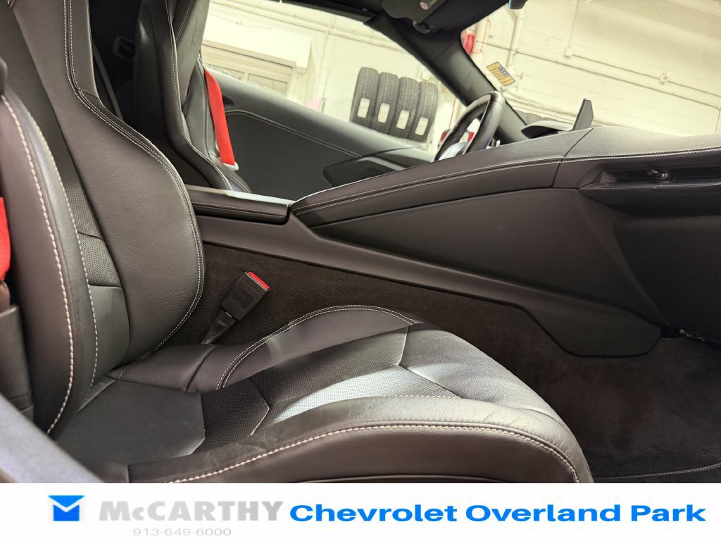 Used 2020 Chevrolet Corvette Stingray Convertible w/ Z51 Performance Package RWD image 34