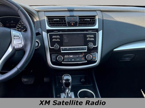 Used 2018 Nissan Altima 2.5 SV FWD image 9