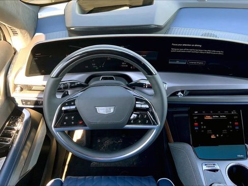 New 2026 Cadillac Vistiq Premium Luxury AWD/4WD image 21