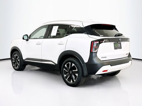Used 2025 Nissan Kicks SR image 5