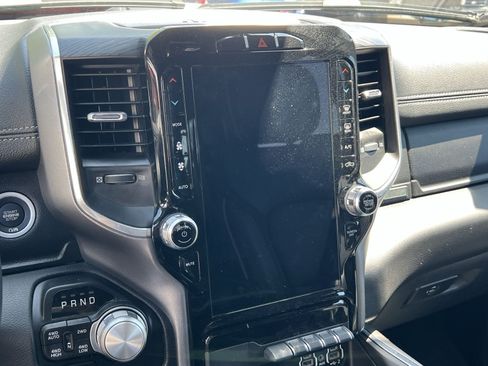 Used 2023 RAM 1500 Laramie AWD/4WD image 15