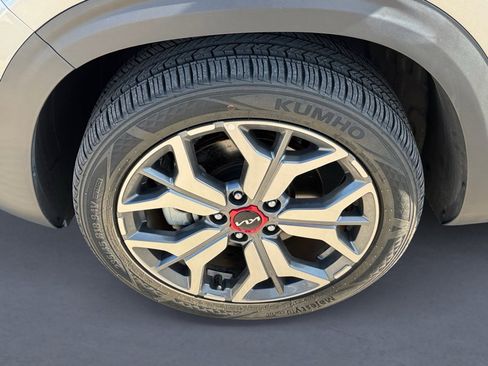 Used 2023 Kia Seltos SX w/ SX Sunroof Package image 11