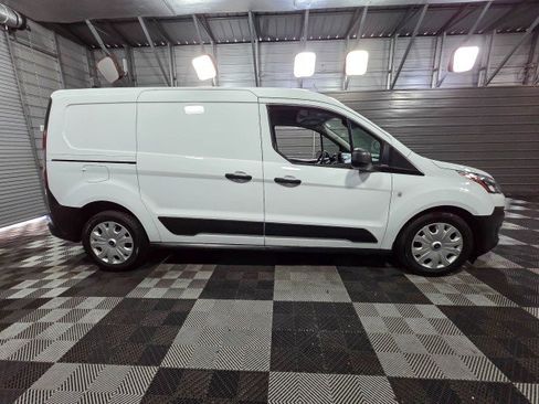 Used 2023 Ford Transit Connect XL FWD image 9